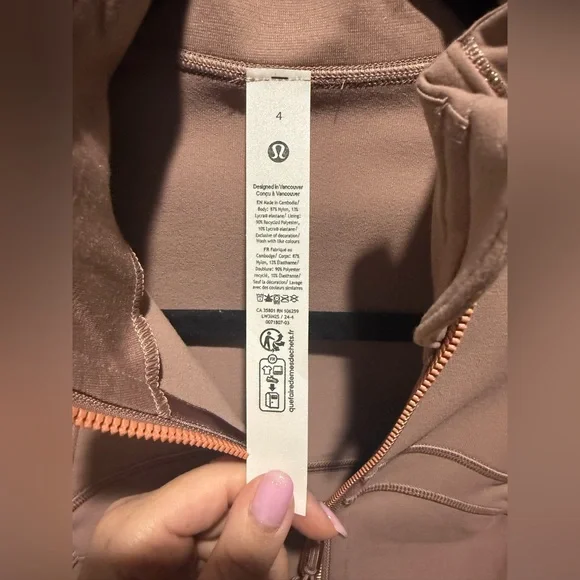 Lululemon Define Cropped Jacket - Twilight Rose / Rose Gold (Luon)*Sparkle - Picture 4 of 8